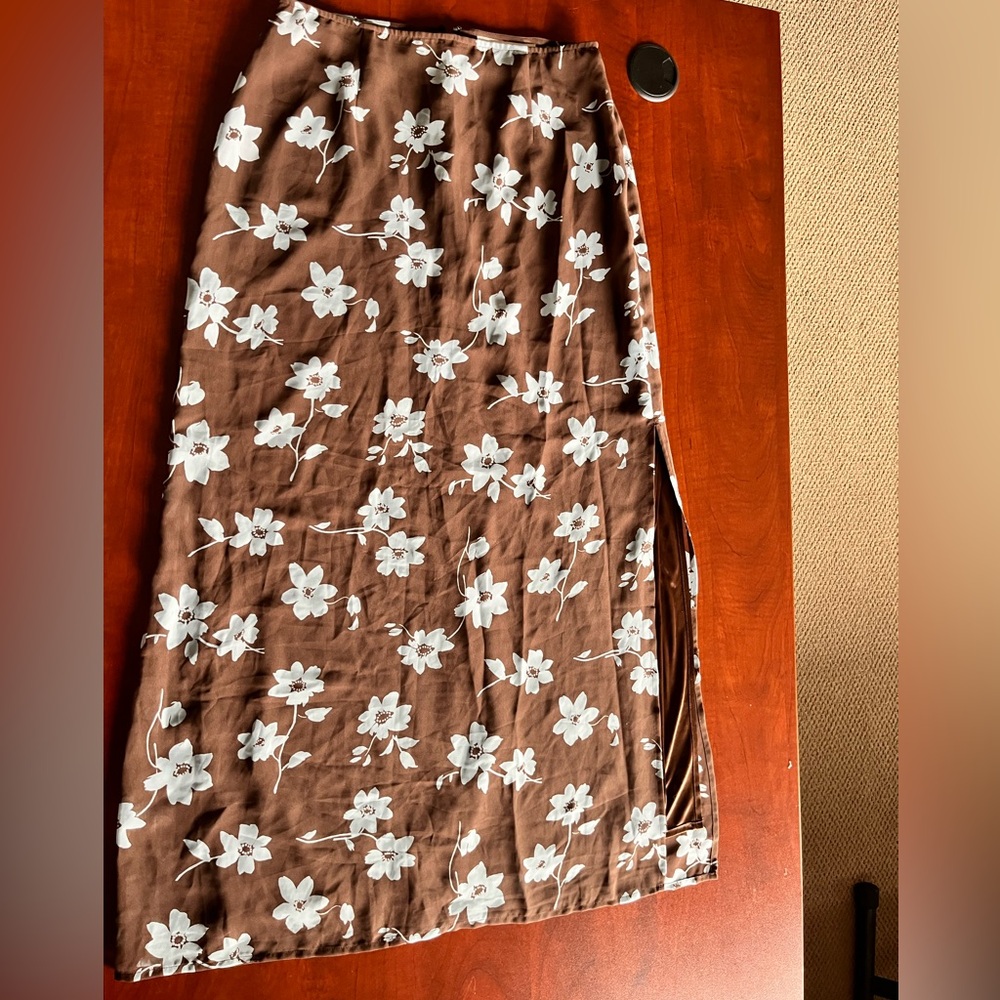 Vintage Floral Maxi Skirt with Slit